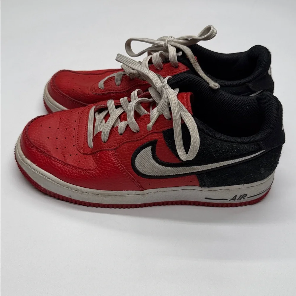 Nike Airforce 1 LV8 1 Mystic Red‎ Black 6 Youth